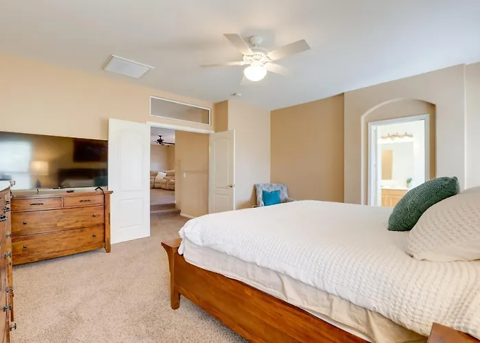 Holiday home Spacious Near Pebble Creek