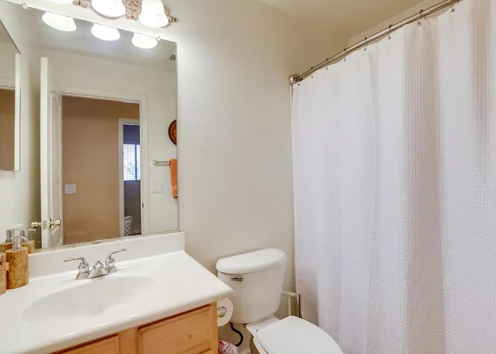 Spacious Near Pebble Creek Goodyear