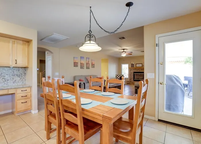 Holiday home Spacious Near Pebble Creek Goodyear